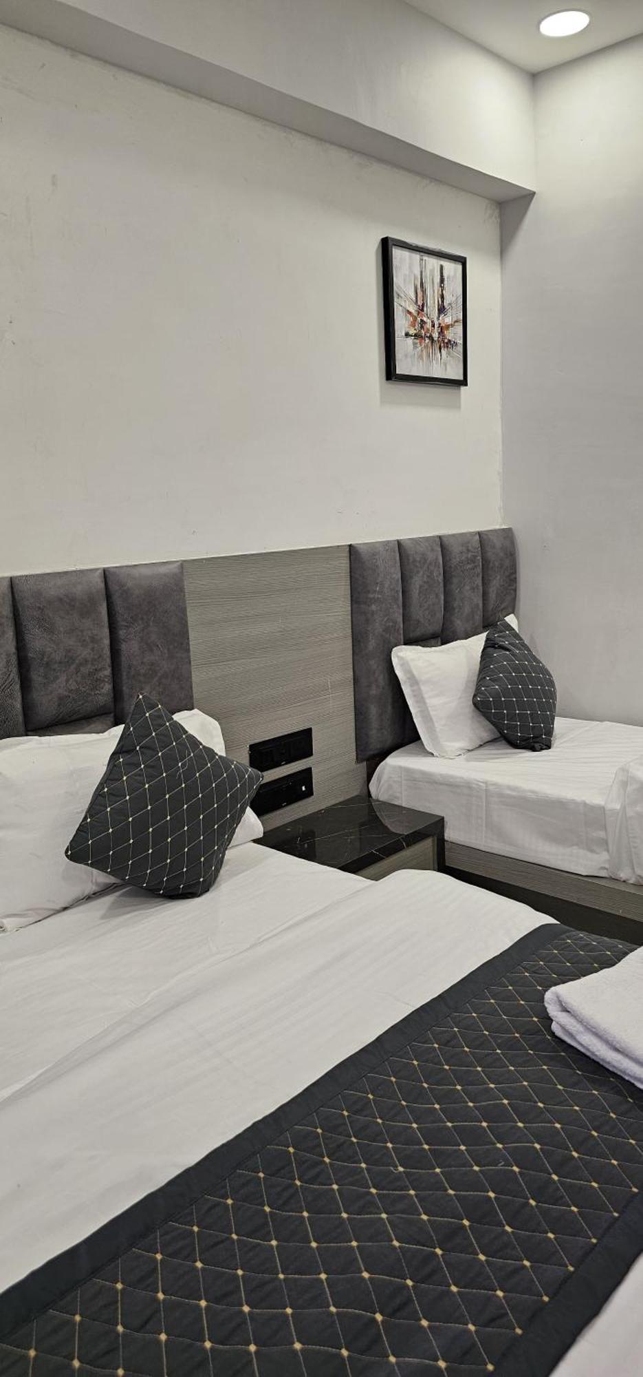 Hotel Allen Ahmedabad Extérieur photo